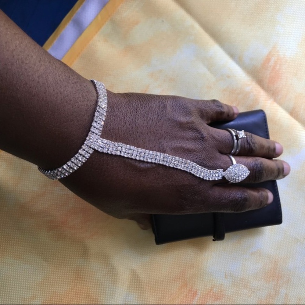 Hand Jewelry - Picture 3 of 5